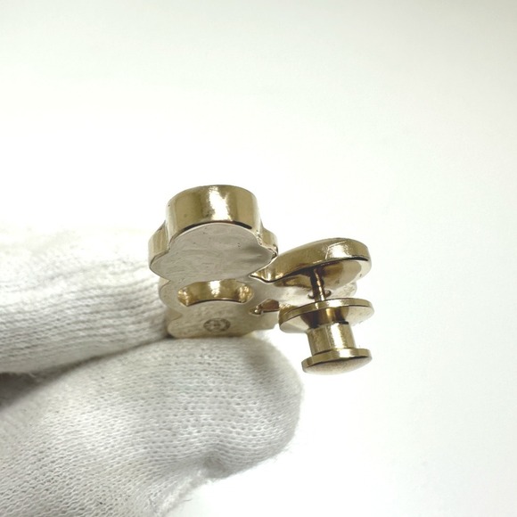 CHANEL Gold Brooch - Picture 8 of 8